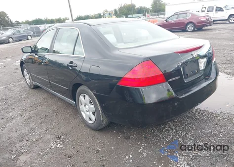 2007 Honda Accord 2.4 Lx z USA, uszkodzony, nr VIN 1HGCM564X7A065212